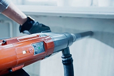 Эксплуатации дрели алмазного бурения Husqvarna DM 220 Эксплуатации дрели алмазного бурения Husqvarna DM 220