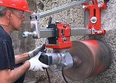 Эксплуатация сверлильной станины Cardi C600