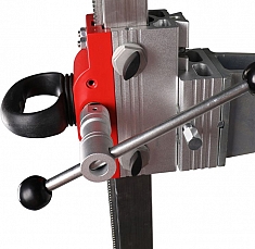 Каретка телескопической распорной станины для потолочного алмазного бурения Bycon DSP-3000 Каретка телескопической распорной станины для потолочного алмазного бурения Bycon DSP-3000