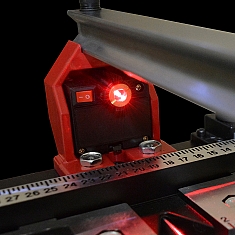 Лазерный указатель плиткорезов ручных профессиональных Diam ProLine-1800L Лазерный указатель плиткорезов ручных профессиональных Diam ProLine-1800L