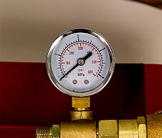 Манометр ручного опрессовочного насоса Esson TestCompact 60 Манометр ручного опрессовочного насоса Esson TestCompact 60