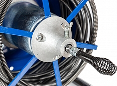 Подача спирали прочистной машины барабанного типа с ручным приводом Крокочист 10 мм × 25 м Подача спирали прочистной машины барабанного типа с ручным приводом Крокочист 10 мм × 25 м