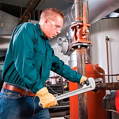 Применение алюминиевых прямых трубных ключей 24" Ridgid Aluminum Heavy Duty 824 Применение алюминиевых прямых трубных ключей 24" Ridgid Aluminum Heavy Duty 824