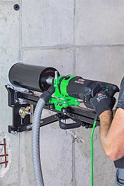 Применение дрели с микроударом для сухого алмазного бурения Eibenstock ESD 162