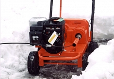 Прочистка труб штангами аппарата для прочистки канализационных труб General Pipe Cleaners Питон-Е (RD-E) Прочистка труб штангами аппарата для прочистки канализационных труб General Pipe Cleaners Питон-Е (RD-E)