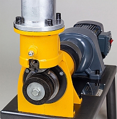 Рабочая зона желобонакатного станка Esson ElectricGro-12B Рабочая зона желобонакатного станка Esson ElectricGro-12B