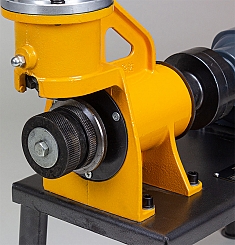 Рабочая зона желобонакатных станков Esson ElectricGro-12B Рабочая зона желобонакатных станков Esson ElectricGro-12B