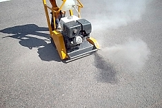 Создание профильного шва электрическим раздельщиком трещин Сплитстоун CS-915E Создание профильного шва электрическим раздельщиком трещин Сплитстоун CS-915E