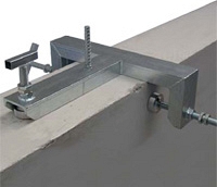 Зажим крепления сверлильной стойки Cardi для стены, парапета или колонны Зажим крепления сверлильной стойки Cardi для стены, парапета или колонны